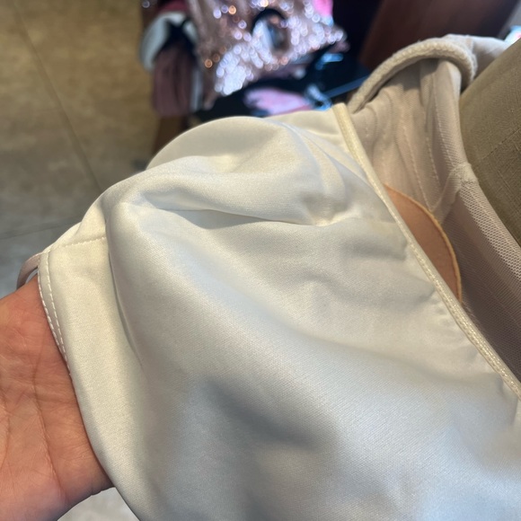 Gorgeous light silver long dress with shawl. - Picture 6 of 9